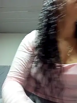 Snapshot of RenataSexy_ chatting on March 5, 3:40 pm RenataSexy online show from March 5, 3:40 pm