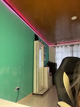 ALANAH KITTY online show from March 10, 7:30 pm