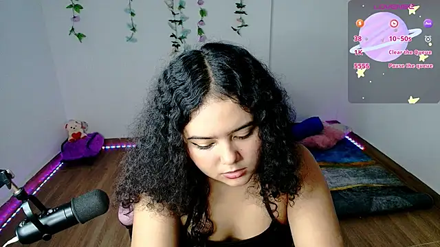Snapshot of Dulce_Julietha chatting on March 10, 9:40 pm Dulce Julietha online show from March 10, 9:40 pm