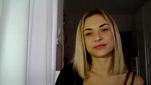 Snapshot of ashley_xlove chatting on December 5, 7:49 am ashley xlove online show from December 5, 7:49 am