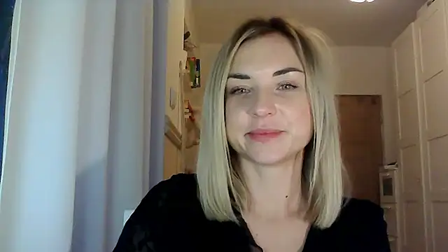 Snapshot of ashley_xlove chatting on December 18, 2:38 pm ashley xlove online show from December 18, 2:38 pm