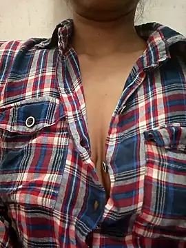 Snapshot of Rajni-Mehra chatting on November 15, 6:11 am Rajni-Mehra online show from November 15, 6:11 am