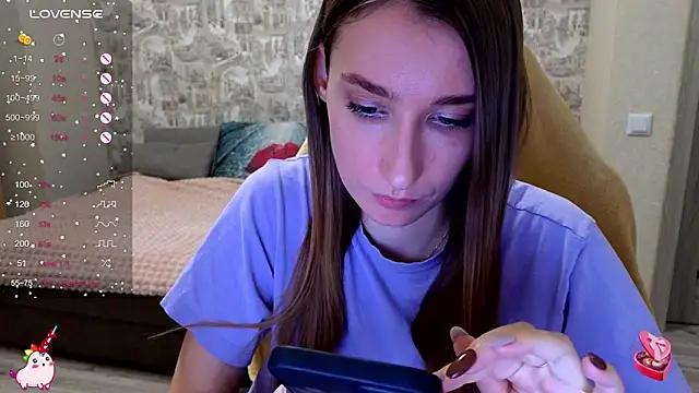 Snapshot of beril_kiss- chatting on November 26, 7:37 pm beril kiss- online show from November 26, 7:37 pm