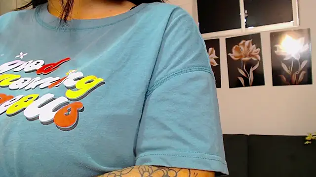 lily f00x online show from February 14, 12:35 pm