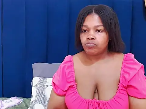 BigbootyNickyx online show from June 2, 12:51 pm