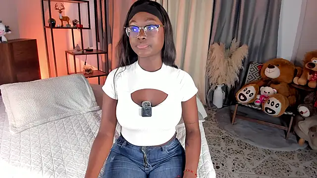 amber maxwell online show from June 12, 9:03 pm