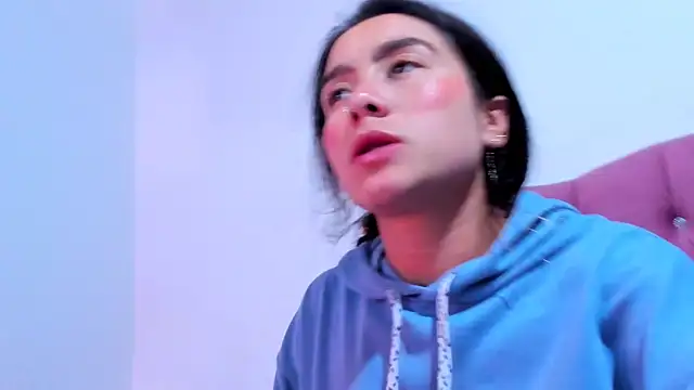 teffy lee online show from January 11, 8:32 pm