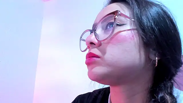 teffy lee online show from January 31, 8:33 pm