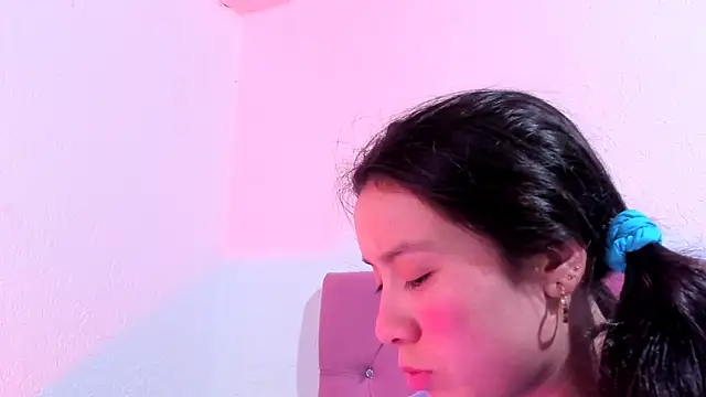 teffy lee online show from February 22, 11:57 pm