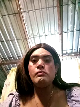 yovana13 online show from April 24, 7:22 am