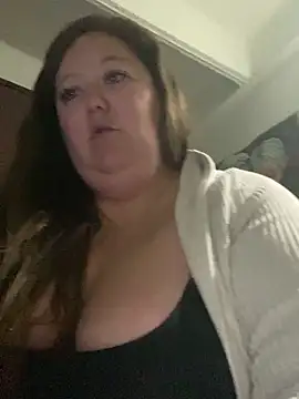 Snapshot of Chloee_ep chatting on October 6, 1:58 am Chloee ep online show from October 6, 1:58 am