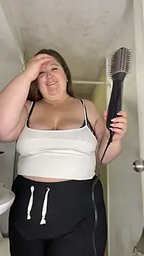 Snapshot of Chloee_ep chatting on October 22, 2:12 am Chloee ep online show from October 22, 2:12 am