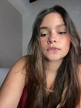 Snapshot of Sarasweet_sex chatting on July 29, 2:15 pm Sarasweet sex online show from July 29, 2:15 pm