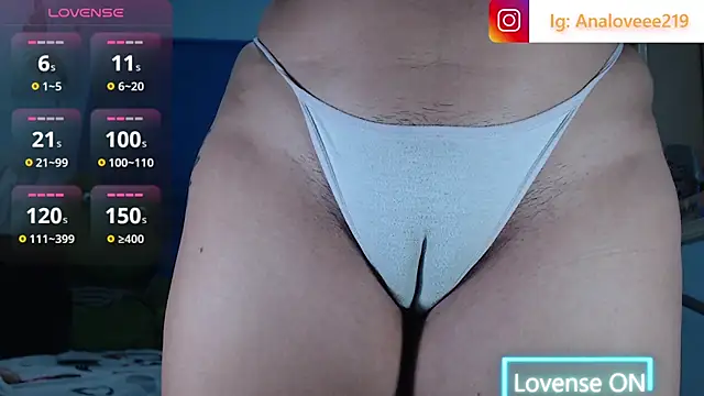 Snapshot of ana_studio chatting on July 28, 8:52 pm ana studio online show from July 28, 8:52 pm