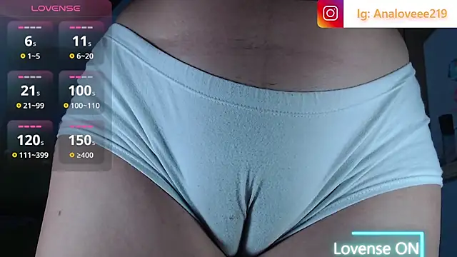 Snapshot of ana_studio chatting on July 31, 5:01 pm ana studio online show from July 31, 5:01 pm