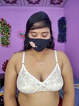 Hot Maleka online show from November 7, 4:18 pm