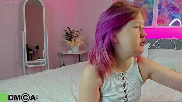 Sara Robinson online show from September 22, 2:35 am