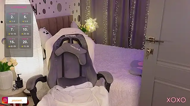 Snapshot of Annaa_Banana chatting on December 21, 4:19 am Annaa Banana online show from December 21, 4:19 am