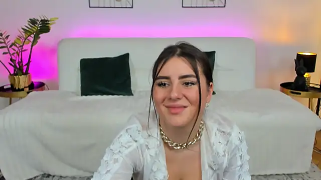 Snapshot of Evelyn___Sweet chatting on February 26, 6:32 pm Evelyn Sweet online show from February 26, 6:32 pm