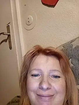 Snapshot of Lauri_scherri chatting on October 19, 9:37 pm Lauri scherri online show from October 19, 9:37 pm