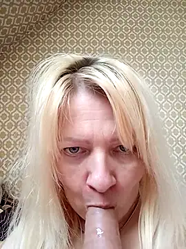 Snapshot of Lauri_scherri chatting on March 8, 2:43 pm Lauri scherri online show from March 8, 2:43 pm