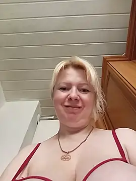 Lauri scherri online show from August 3, 3:38 pm