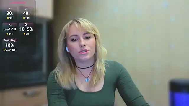 Smoorodinkaa online show from December 3, 8:40 pm