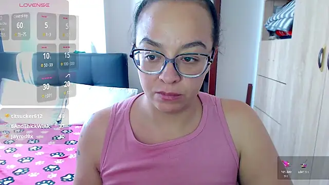 Snapshot of miia-big1boobs_ chatting on January 23, 8:35 pm miia-big1boobs online show from January 23, 8:35 pm