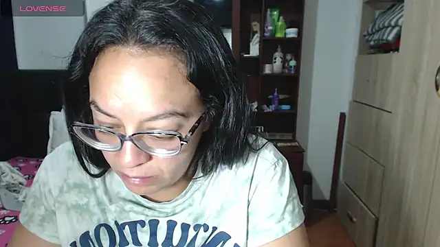 Snapshot of miia-big1boobs_ chatting on February 7, 2:19 am miia-big1boobs online show from February 7, 2:19 am