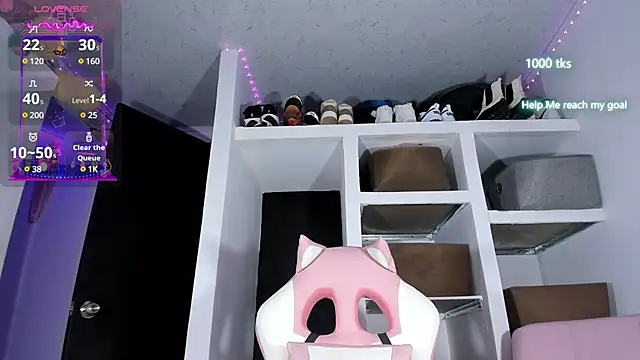 emily palmeer online show from February 27, 12:13 pm