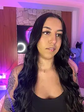 Snapshot of Tamara_Roberts1 chatting on November 22, 12:53 am Tamara Roberts1 online show from November 22, 12:53 am