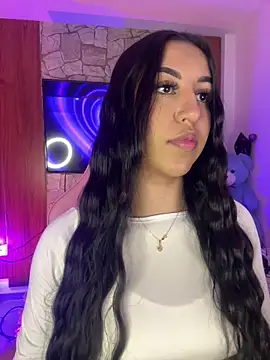 Snapshot of Tamara_Roberts1 chatting on November 28, 12:57 am Tamara Roberts1 online show from November 28, 12:57 am