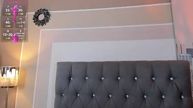 valeriavibes online show from December 7, 10:06 pm