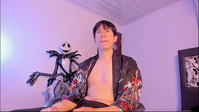 Snapshot of setsuna10 chatting on November 6, 12:44 am setsuna10 online show from November 6, 12:44 am