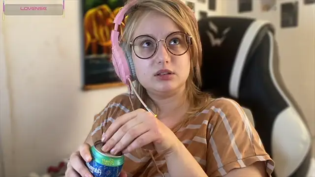 JacyWinslat online show from September 12, 11:10 am