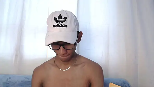 Snapshot of Nick_Collins18 chatting on November 20, 7:57 pm Nick Collins18 online show from November 20, 7:57 pm