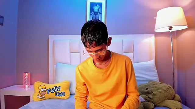 Snapshot of Nick_Collins18 chatting on February 26, 11:15 pm Nick Collins18 online show from February 26, 11:15 pm