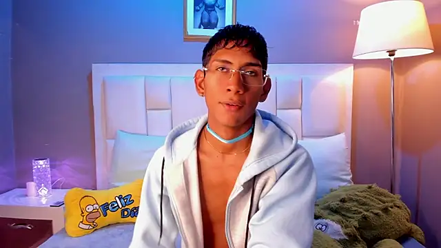 Snapshot of Nick_Collins18 chatting on February 27, 8:20 pm Nick Collins18 online show from February 27, 8:20 pm