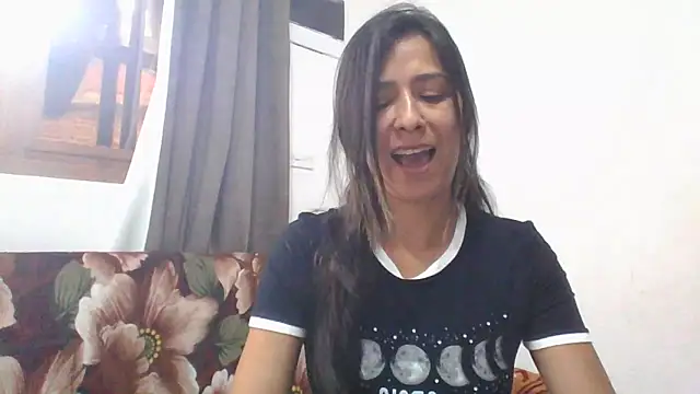 Snapshot of Sahana_Ashiika chatting on May 11, 3:40 pm Sahana Ashiika online show from May 11, 3:40 pm