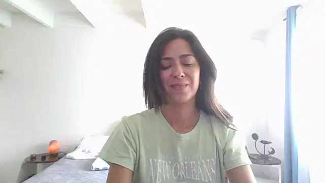 Snapshot of Sahana_Ashiika chatting on May 25, 2:01 pm Sahana Ashiika online show from May 25, 2:01 pm