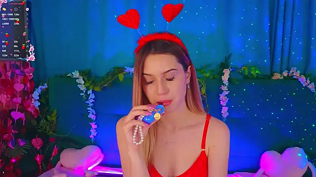 AlinaWalters online show from February 13, 8:38 pm