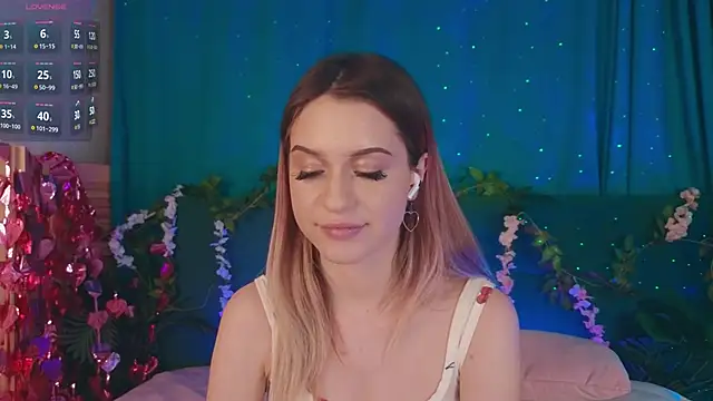 AlinaWalters online show from March 5, 8:38 pm