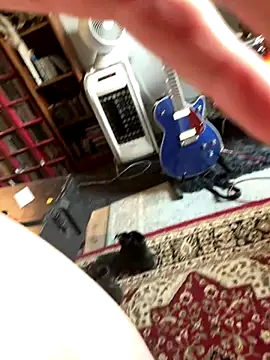 Snapshot of Sunking13cm chatting on September 13, 10:04 am Sunking13cm online show from September 13, 10:04 am