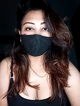 Cute-mona online show from February 20, 7:30 pm