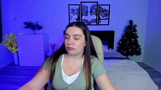 Snapshot of DaniellaLovely chatting on January 17, 1:56 pm DaniellaLovely online show from January 17, 1:56 pm