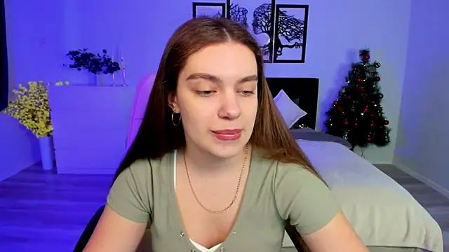 Snapshot of DaniellaLovely chatting on January 21, 11:03 am DaniellaLovely online show from January 21, 11:03 am