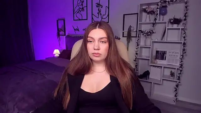 Snapshot of DaniellaLovely chatting on February 1, 2:02 pm DaniellaLovely online show from February 1, 2:02 pm