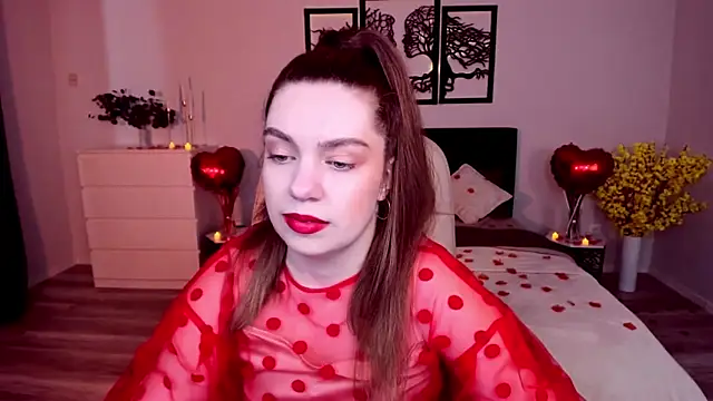 Snapshot of DaniellaLovely chatting on February 13, 11:06 am DaniellaLovely online show from February 13, 11:06 am