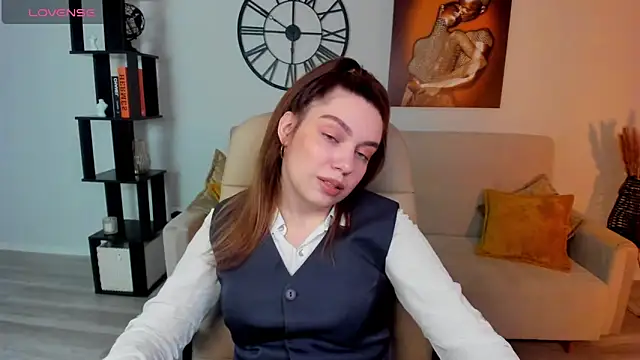 Snapshot of DaniellaLovely chatting on March 7, 11:29 am DaniellaLovely online show from March 7, 11:29 am