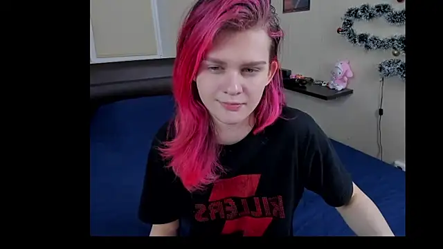 JulieTaylors online show from May 2, 9:42 pm